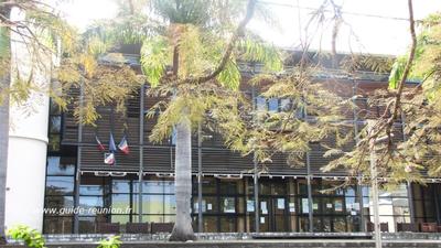 Mairie à Saint-Louis de La Réunion