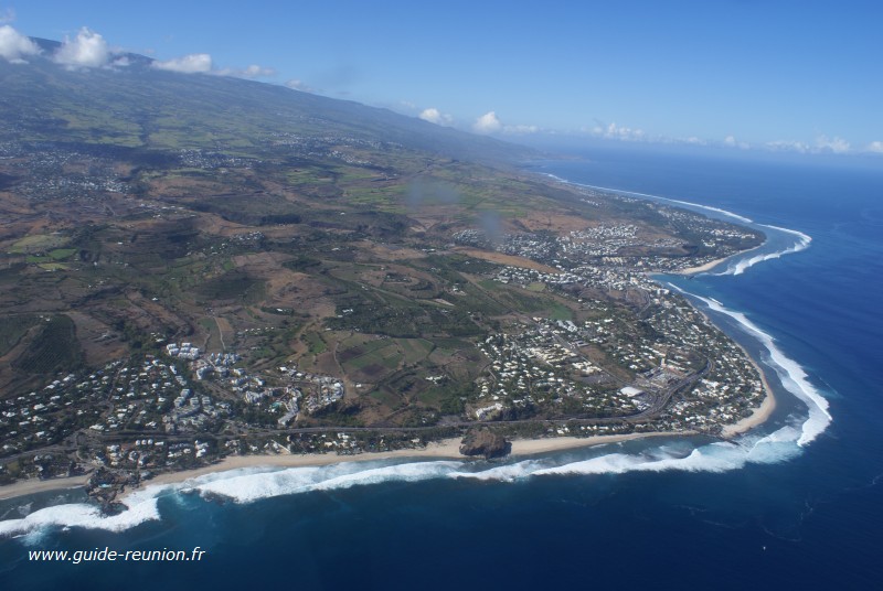 Photo de la Réunion vue d'hélicoptère