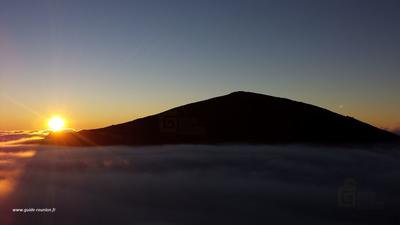 Tourisme et volcan à La Réunion