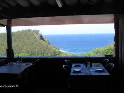 Vue depuis le Restaurant L'oiseau Blanc à Grande Anse Restaurant L'oiseau Blanc à Grande Anse - Petite île - La Réunion