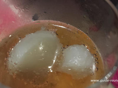 Champagne / Letchi de la Réunion
