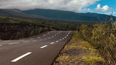 VTC et chauffeurs privés à l'île de la Réunion - Image d'illustration routes 974