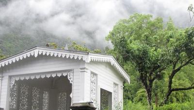 Un magnifique guetali créole bien conservé à Hell-Bourg Guétali créole traditionnel à Hell-Bourg dans le cirque de Salazie à La Réunion