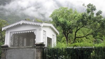 Un magnifique guetali créole bien conservé à Hell-Bourg Guétali créole traditionnel à Hell-Bourg dans le cirque de Salazie à La Réunion