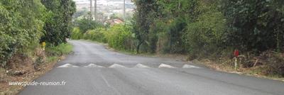 Signalétique routière "péi" - Saint-Louis (Sur la route de Bellevue)