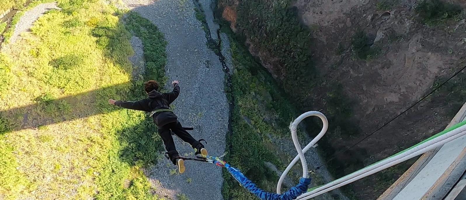 Vertikal Jump Réunion - Saut à l'élastique et saut pendulaire à Saint-Pierre