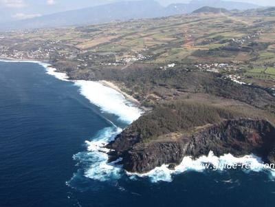 Littoral de Petite-Ile du côté de Grande Anse