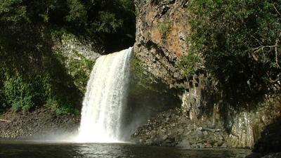 Cascade et bassin à La Réunion (974)