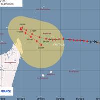 Cyclone tropical intense Fantala