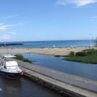 Plage des roches Noires et Port de St-Gilles-les-Bains