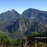 Une vue époustouflante sur le cirque de Salazie, depuis le gîte de Bélouve