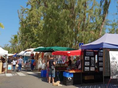 Marché forain à Saint-Leu 974