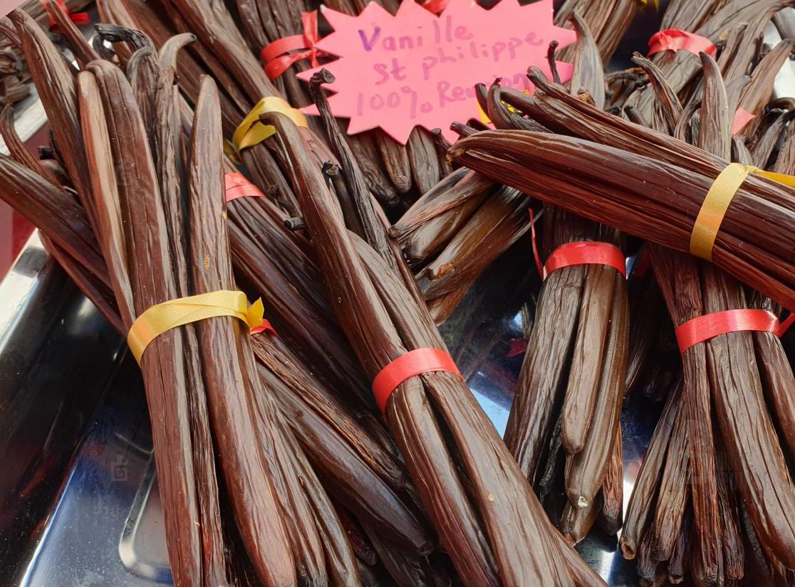 Vanille de Saint-Philippe sur un marché de la Réunion